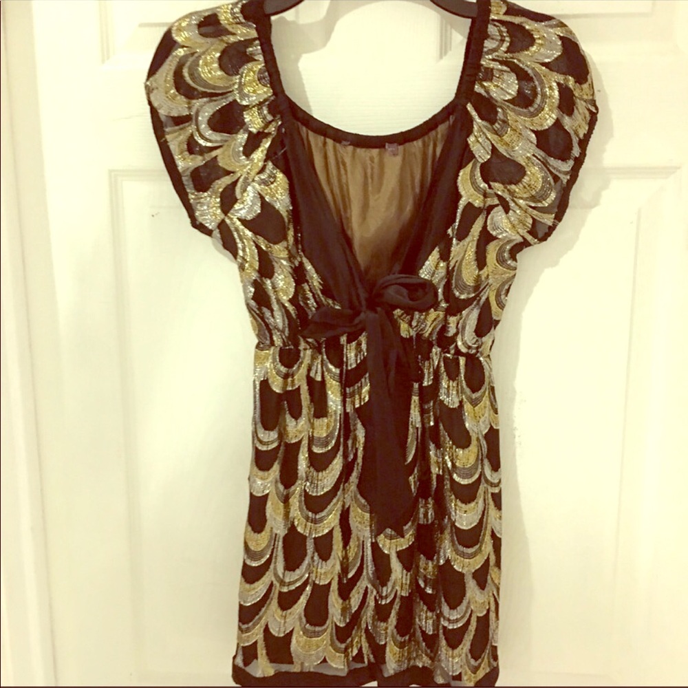 ❌SOLD❌ PEACOCK PATTERN CAPPED SLEEVE TOP WITH BOW - Picture 5 of 5